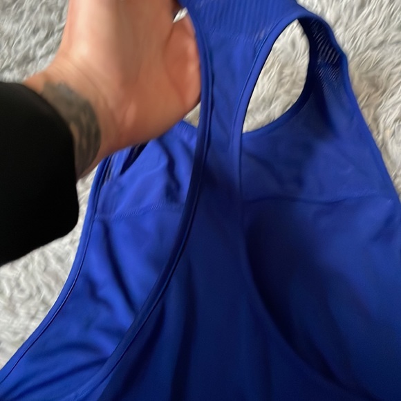 Reebok Racerback workout top - Picture 3 of 5